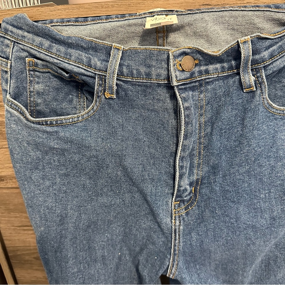 Jeans - Picture 2 of 9